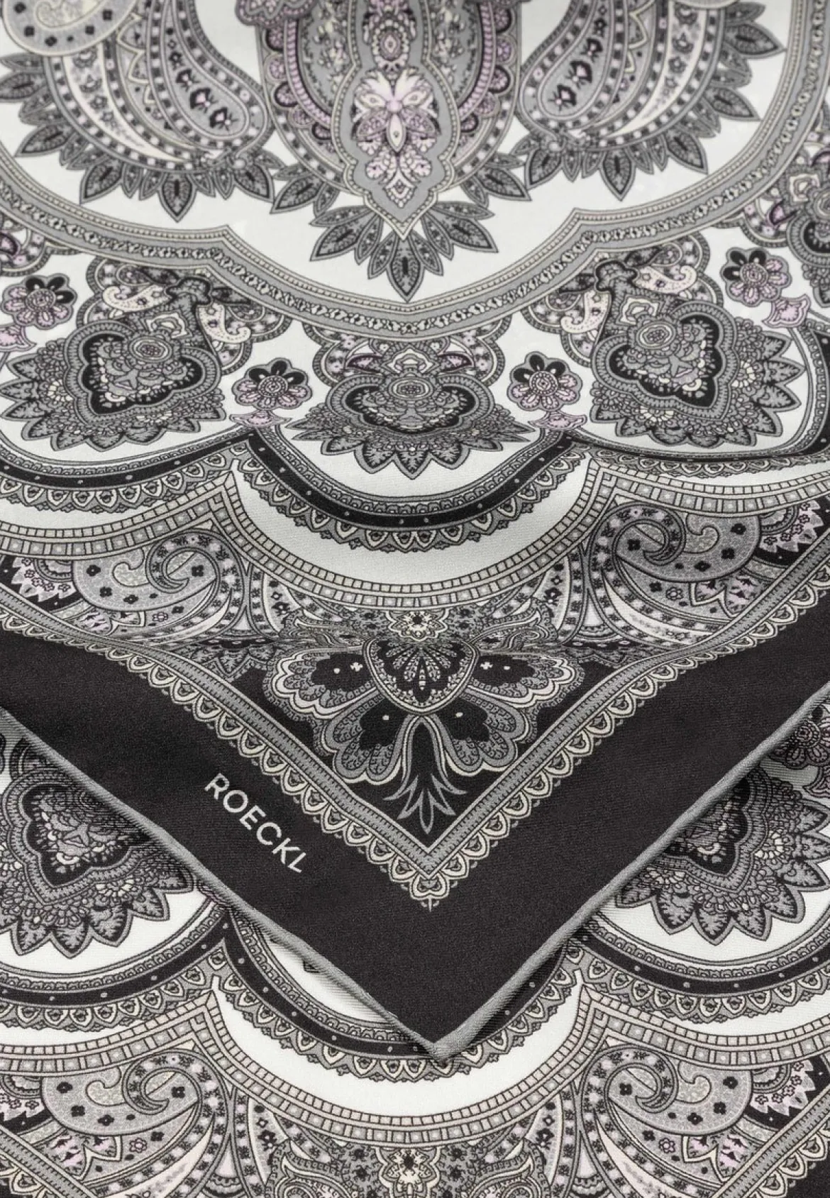 Fine Paisley 53x53 - multi silver (grau)